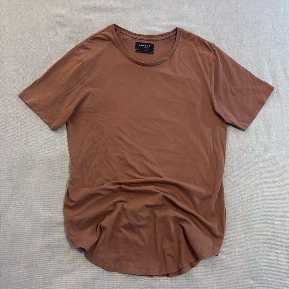 maroon/brown pacsun crew neck tee - Picture 1 of 3